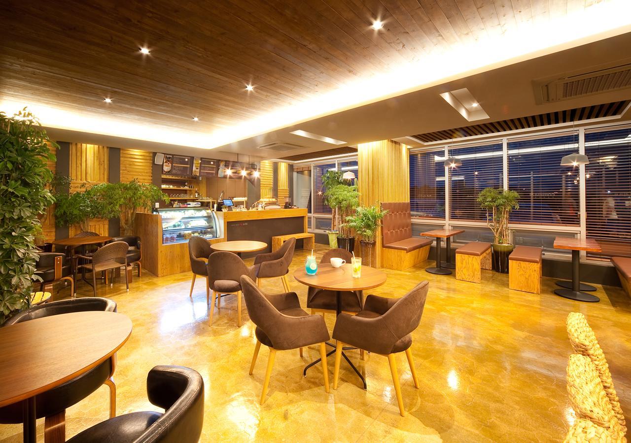 Comma&Spa Resort Seogwipo Exterior photo