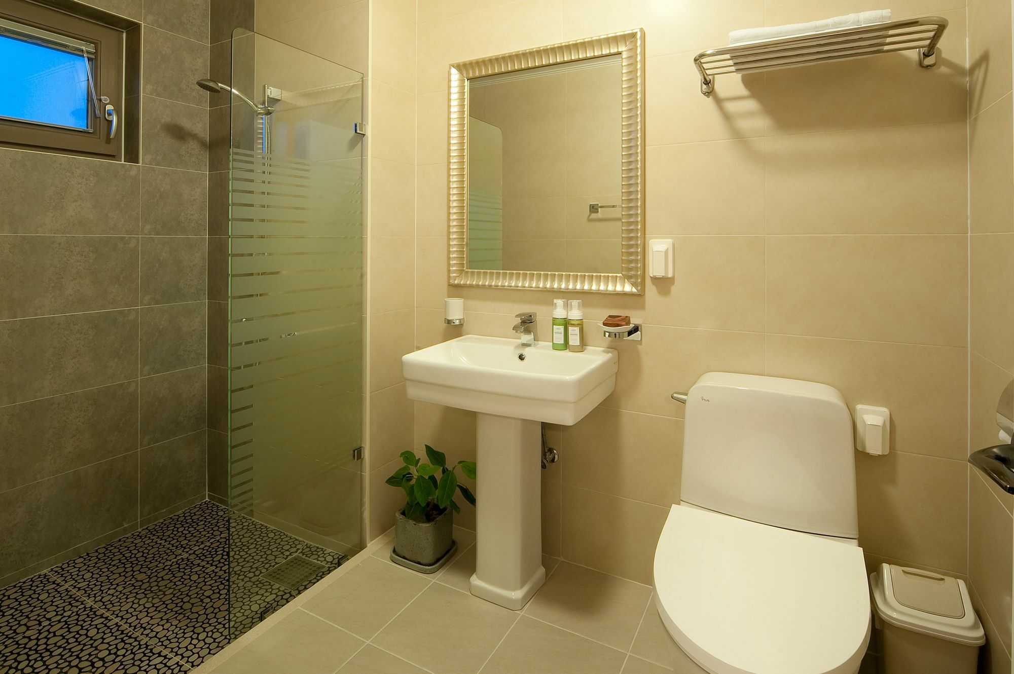 Comma&Spa Resort Seogwipo Exterior photo